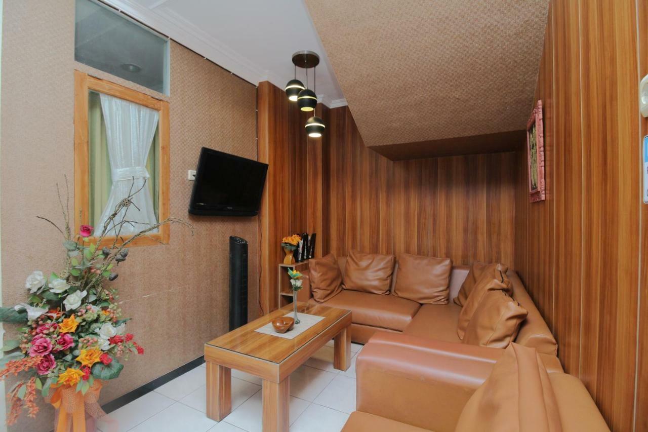 فندق Myzone Homtel سيمارانغ المظهر الخارجي الصورة